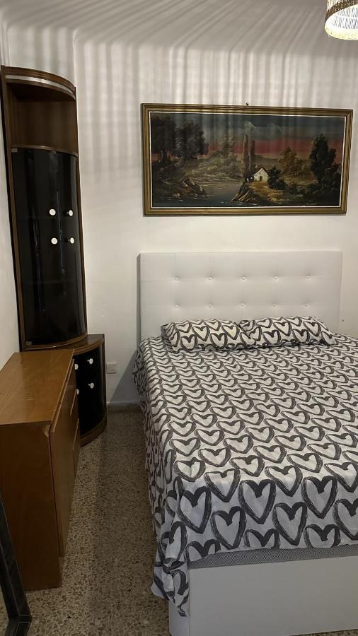 Habitaciones Con O Sin Balcon Μπαδαλόνα Εξωτερικό φωτογραφία