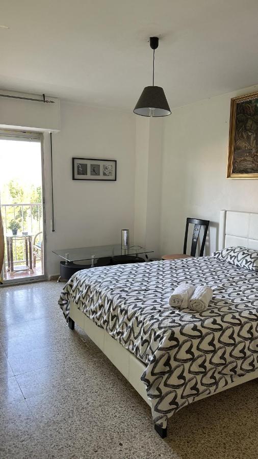 Habitaciones Con O Sin Balcon Μπαδαλόνα Εξωτερικό φωτογραφία