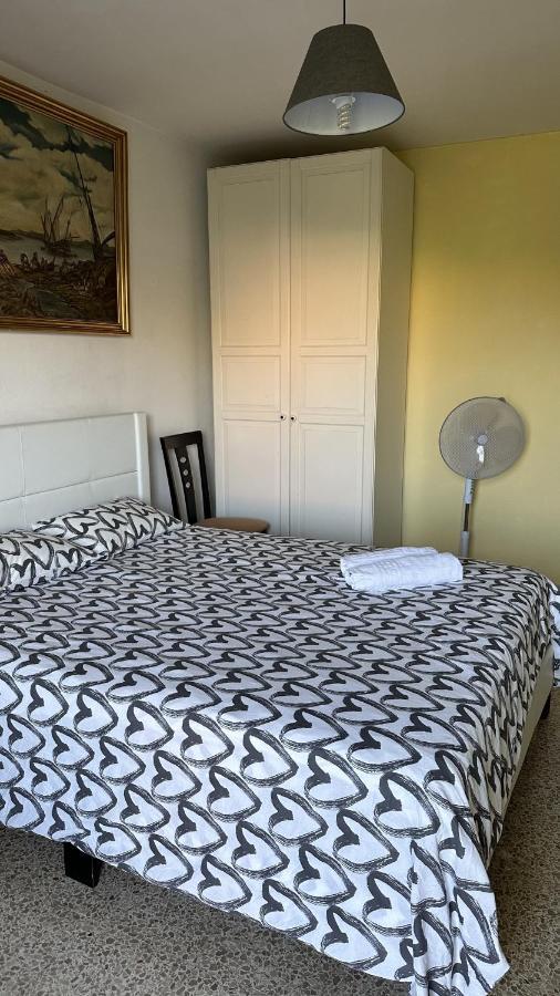 Habitaciones Con O Sin Balcon Μπαδαλόνα Εξωτερικό φωτογραφία