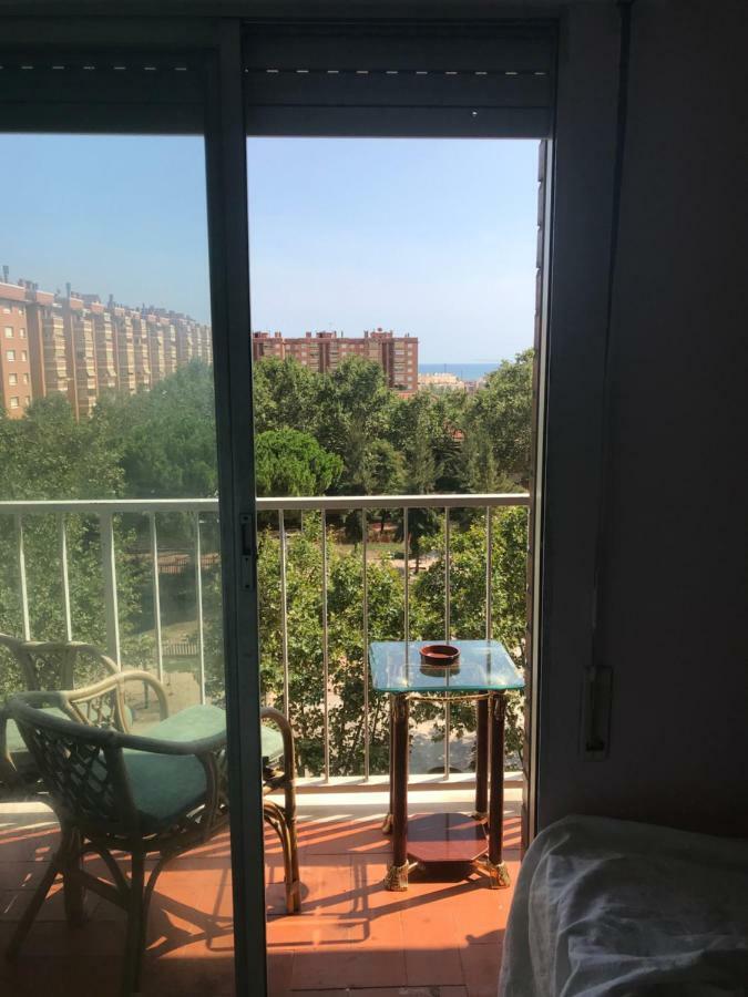 Habitaciones Con O Sin Balcon Μπαδαλόνα Εξωτερικό φωτογραφία